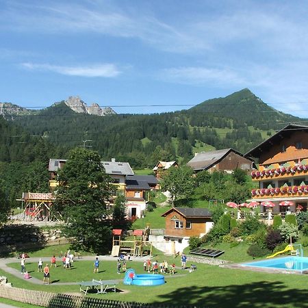 Hotel Burtschahof Buerserberg Luaran gambar