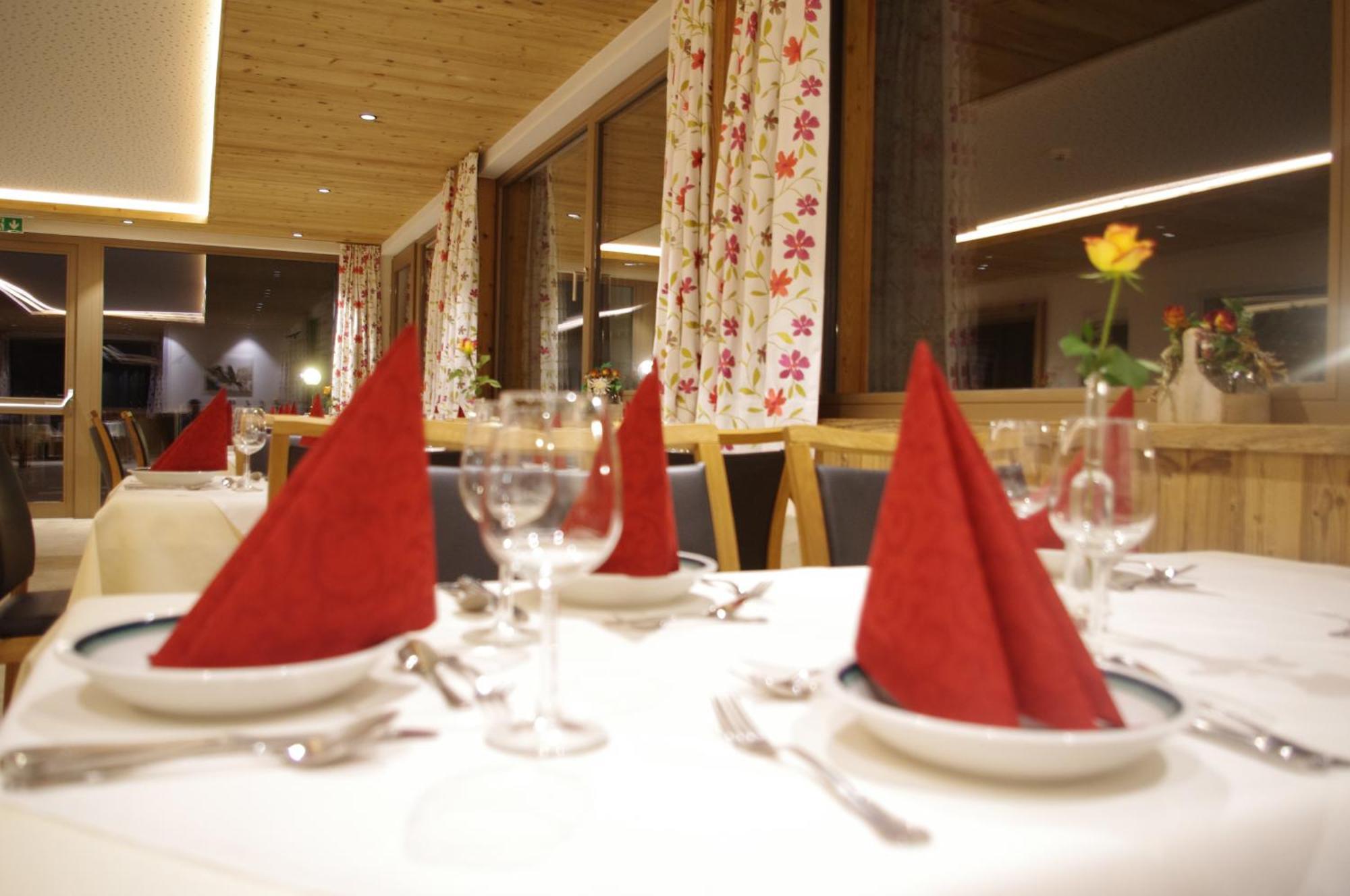 Hotel Burtschahof Buerserberg Luaran gambar