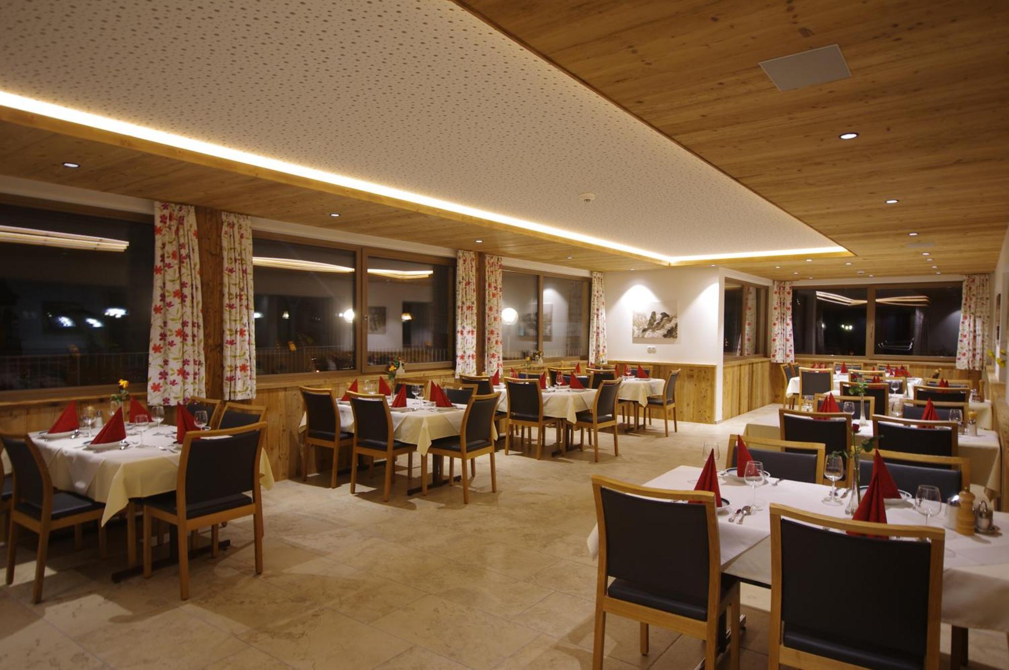 Hotel Burtschahof Buerserberg Luaran gambar