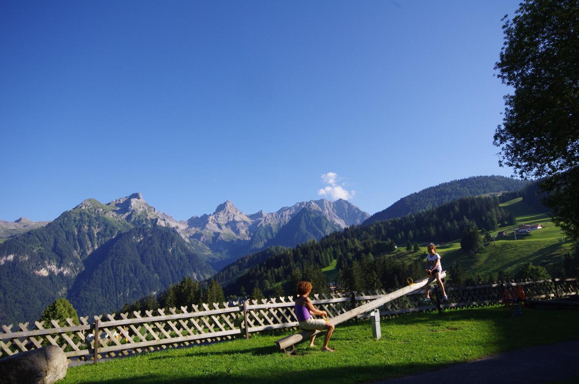 Hotel Burtschahof Buerserberg Luaran gambar