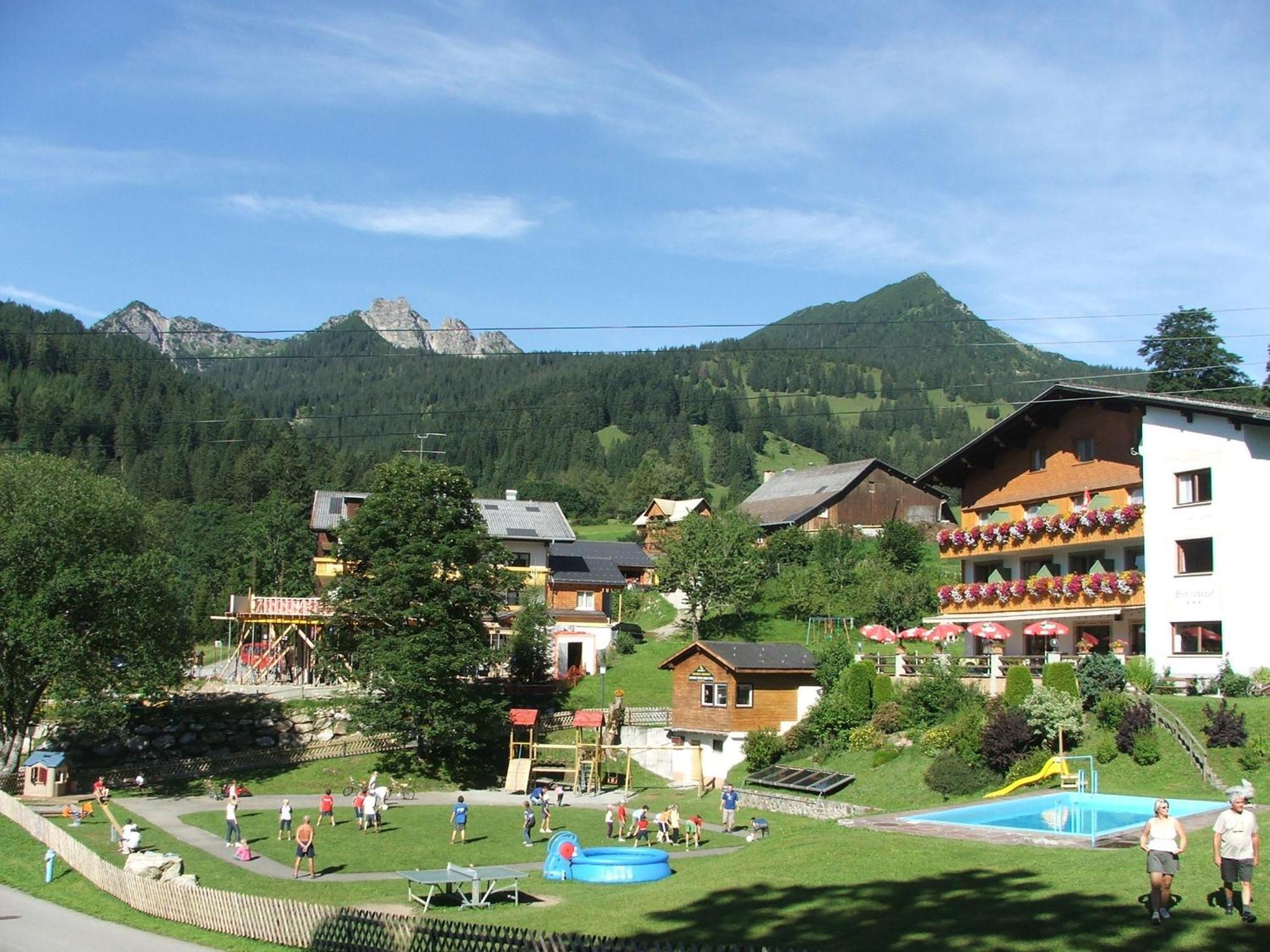 Hotel Burtschahof Buerserberg Luaran gambar